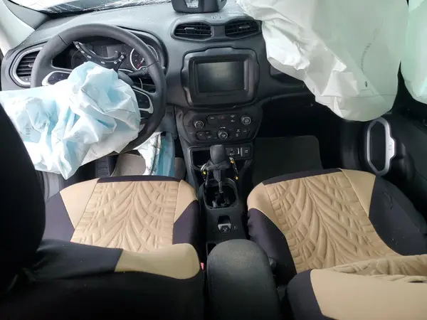 ZACNJCAB1MPM30587 2021 JEEP RENEGADE - Image 8