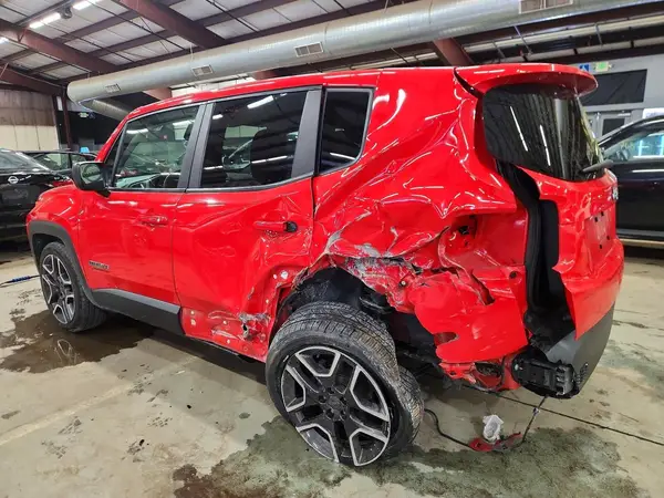 ZACNJCAB6MPM78537 2021 JEEP RENEGADE - Image 2