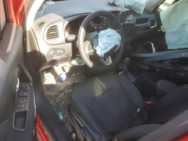 ZACNJCABXMPM18678 2021 JEEP RENEGADE - Image 8