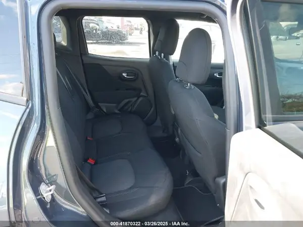 ZACNJCB10MPM69371 2021 JEEP RENEGADE - Image 8