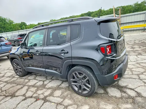 ZACNJCBB0MPM52269 2021 JEEP RENEGADE - Image 2