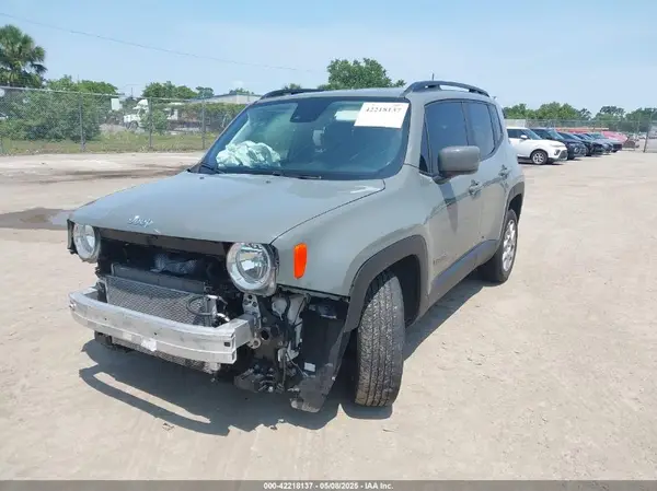 ZACNJCBB0MPN29108 2021 JEEP RENEGADE - Image 2