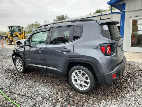 ZACNJCBB0MPN30968 2021 JEEP RENEGADE - Image 2