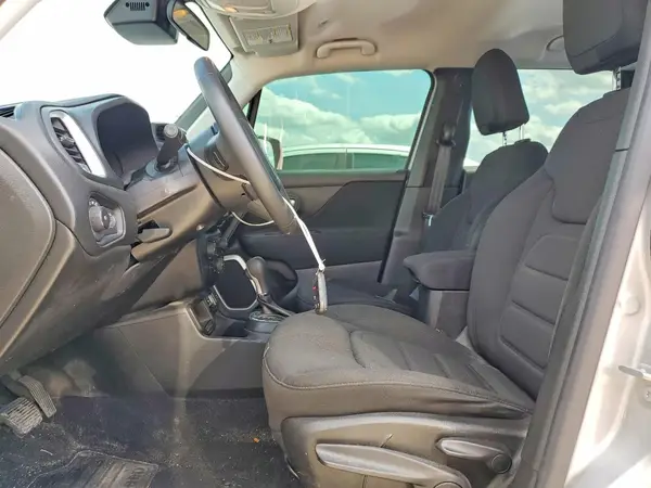 ZACNJCBB4MPN36420 2021 JEEP RENEGADE - Image 7