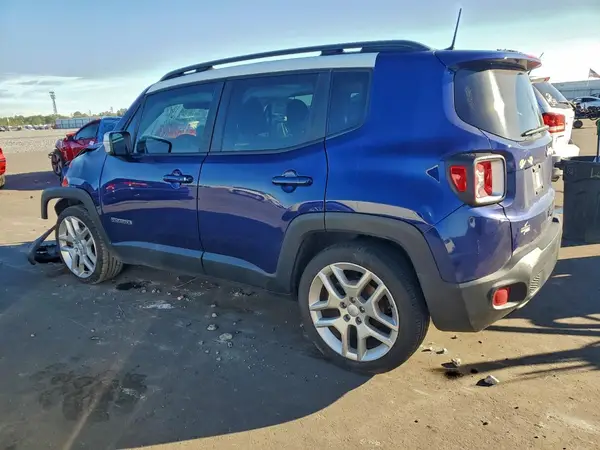 ZACNJCBB7MPM43262 2021 JEEP RENEGADE - Image 2