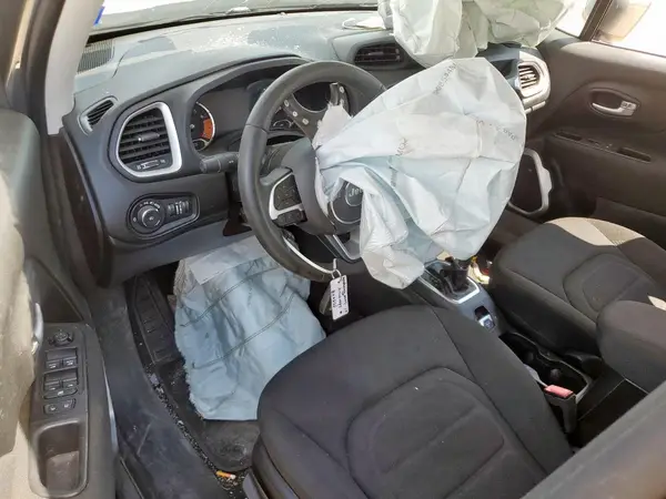 ZACNJCBB7MPM44928 2021 JEEP RENEGADE - Image 8