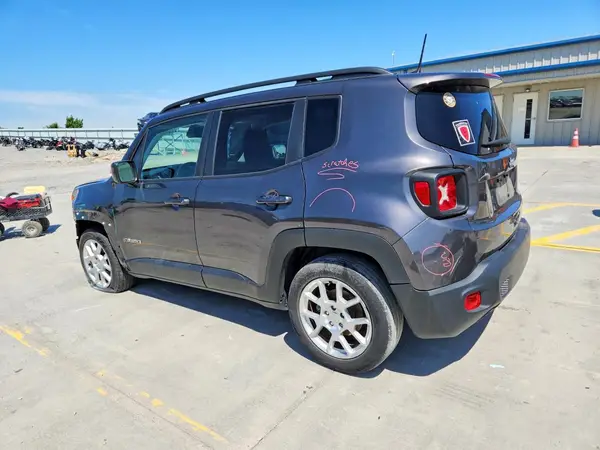 ZACNJCBB7MPM58652 2021 JEEP RENEGADE - Image 2