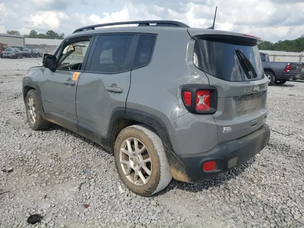 ZACNJCBB7MPN12158 2021 JEEP RENEGADE - Image 2
