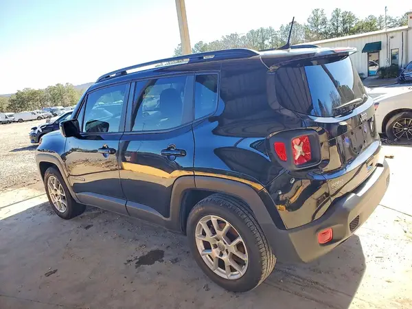 ZACNJCBB7MPN25766 2021 JEEP RENEGADE - Image 2