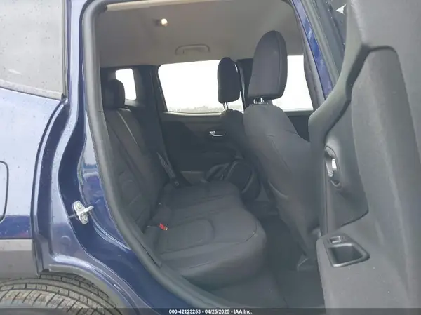 ZACNJCBB8MPM36868 2021 JEEP RENEGADE - Image 8