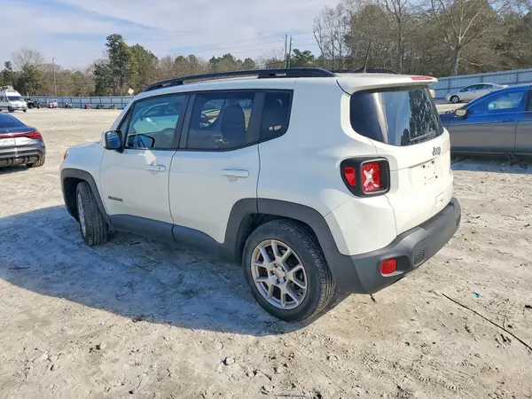 ZACNJCBB8MPN28062 2021 JEEP RENEGADE - Image 2