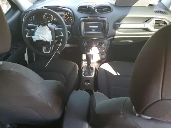ZACNJCBB9MPM32506 2021 JEEP RENEGADE - Image 8