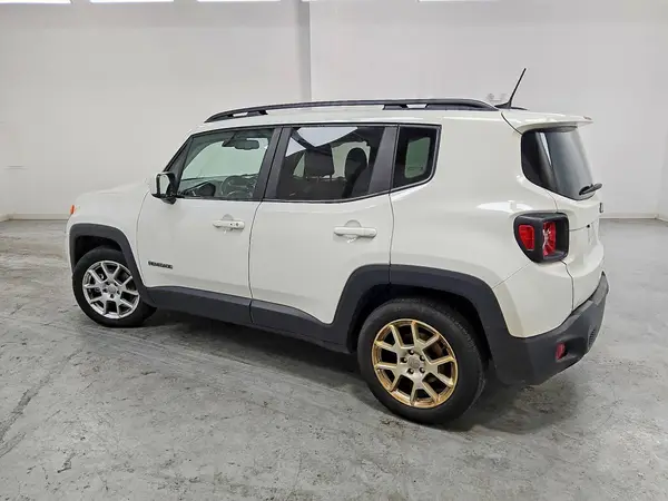 ZACNJCBB9MPN15983 2021 JEEP RENEGADE - Image 2