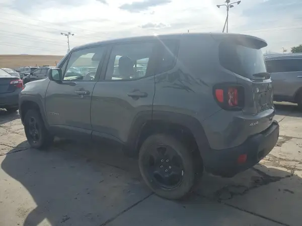 ZACNJDA12NPN68573 2022 JEEP RENEGADE - Image 2