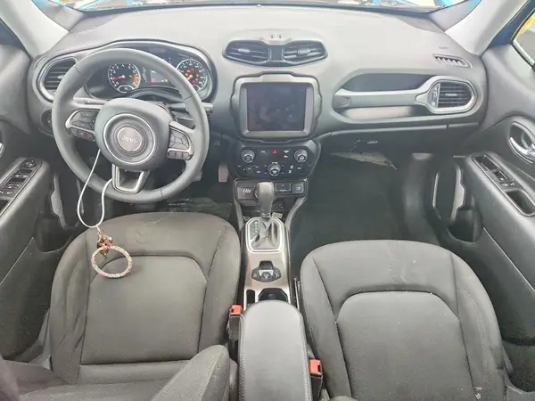 ZACNJDA13NPN63852 2022 JEEP RENEGADE - Image 8