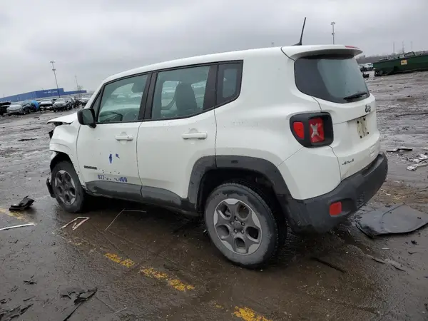 ZACNJDA14NPN43898 2022 JEEP RENEGADE - Image 2