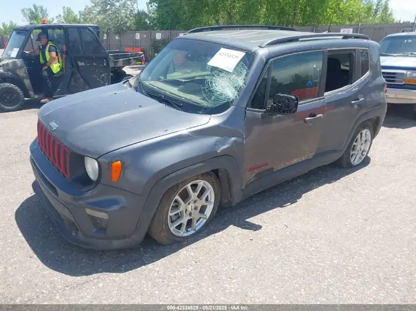 ZACNJDA14NPN81017 2022 JEEP RENEGADE - Image 2
