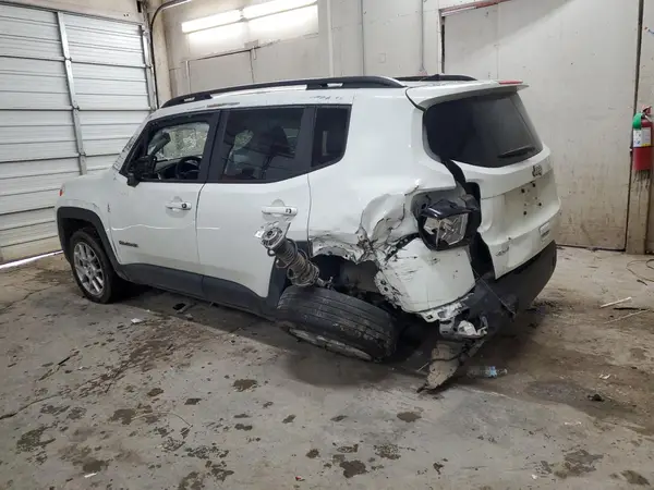ZACNJDA16NPN46933 2022 JEEP RENEGADE - Image 2