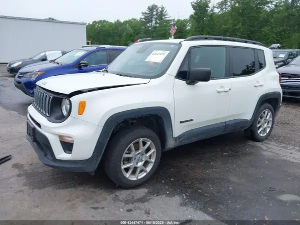 ZACNJDA17NPN50764 2022 JEEP RENEGADE - Image 2