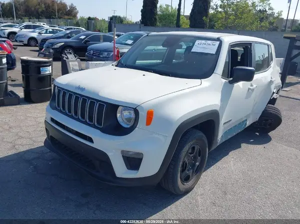 ZACNJDA18NPN51857 2022 JEEP RENEGADE - Image 2