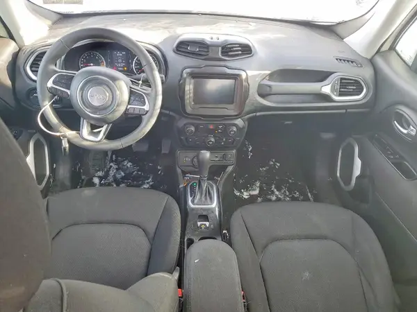 ZACNJDAB0MPN09643 2021 JEEP RENEGADE - Image 8