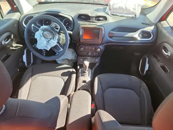 ZACNJDAB1MPM49940 2021 JEEP RENEGADE - Image 8