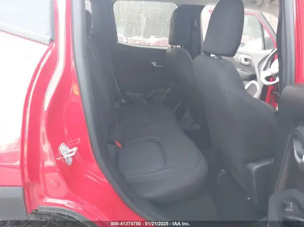 ZACNJDAB1MPN20425 2021 JEEP RENEGADE - Image 8
