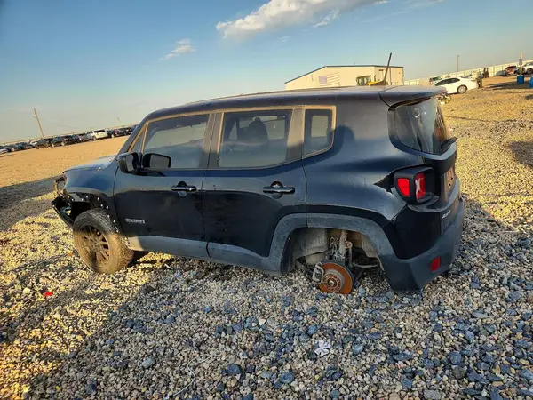 ZACNJDAB2MPM13495 2021 JEEP RENEGADE - Image 2