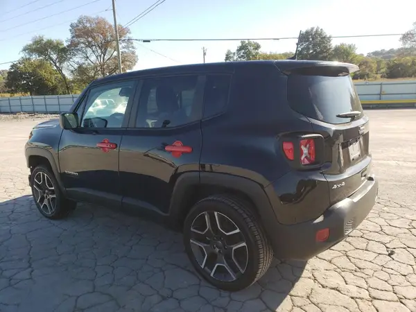 ZACNJDAB2MPM34170 2021 JEEP RENEGADE - Image 2