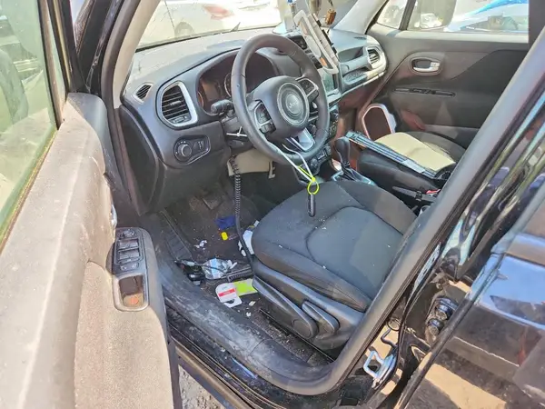 ZACNJDAB2MPM72644 2021 JEEP RENEGADE - Image 8