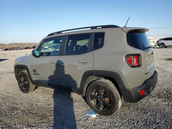ZACNJDAB3MPN08261 2021 JEEP RENEGADE - Image 2