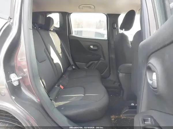 ZACNJDAB3MPN31457 2021 JEEP RENEGADE - Image 8