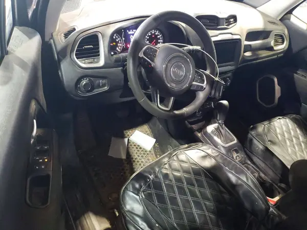 ZACNJDAB5MPM14317 2021 JEEP RENEGADE - Image 8