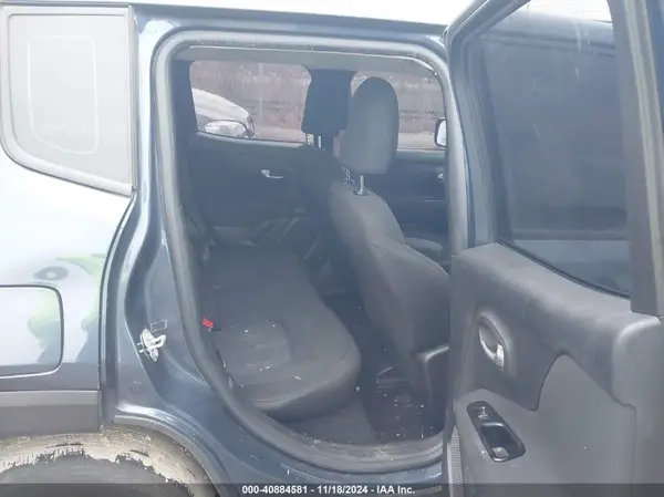 ZACNJDAB5MPM29870 2021 JEEP RENEGADE - Image 8
