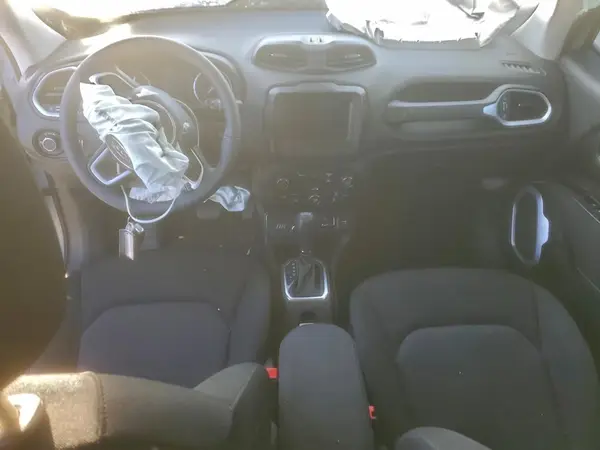 ZACNJDAB5MPN21352 2021 JEEP RENEGADE - Image 8