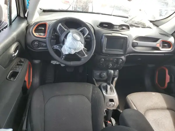 ZACNJDAB6MPM51716 2021 JEEP RENEGADE - Image 8
