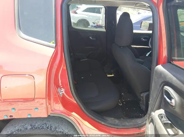 ZACNJDAB7MPM12620 2021 JEEP RENEGADE - Image 8