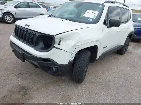 ZACNJDAB7MPM23455 2021 JEEP RENEGADE - Image 2