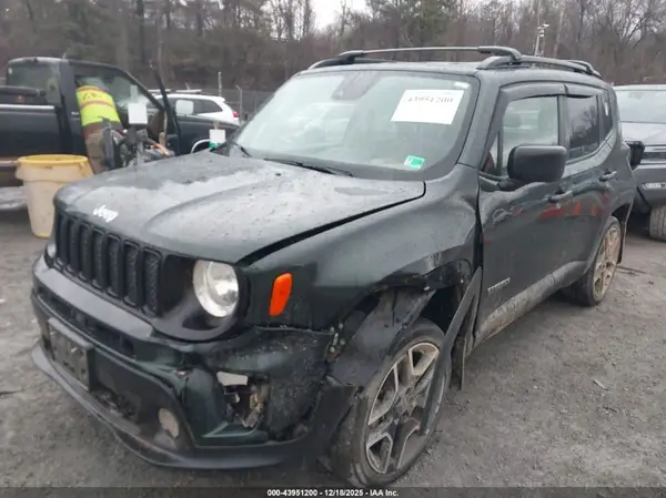 ZACNJDAB7MPM30857 2021 JEEP RENEGADE - Image 2