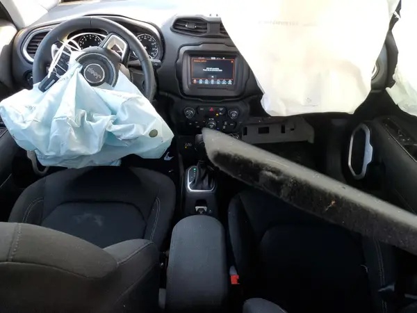 ZACNJDAB7MPM41647 2021 JEEP RENEGADE - Image 8