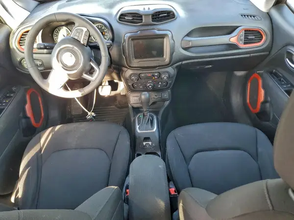 ZACNJDAB8MPM32875 2021 JEEP RENEGADE - Image 8