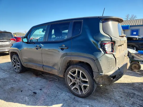 ZACNJDAB8MPM43553 2021 JEEP RENEGADE - Image 2