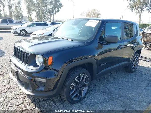 ZACNJDAB9MPN08488 2021 JEEP RENEGADE - Image 2