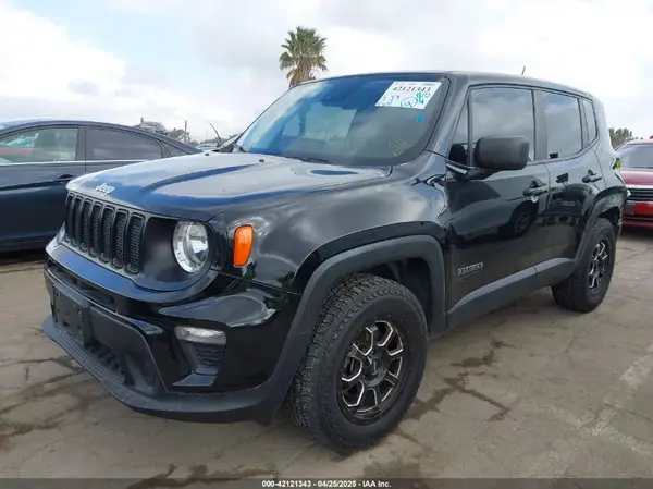 ZACNJDABXMPM49550 2021 JEEP RENEGADE - Image 2