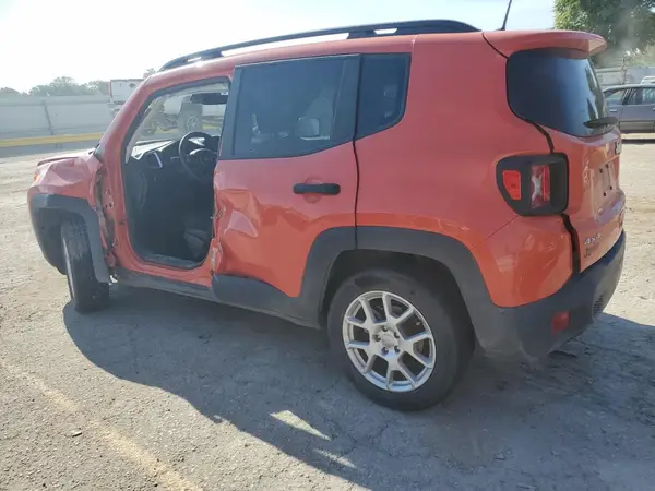 ZACNJDABXMPN09066 2021 JEEP RENEGADE - Image 2