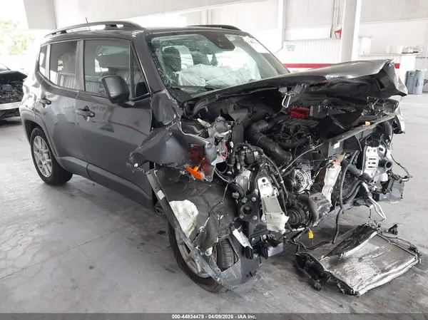 ZACNJDB10NPN72006 2022 JEEP RENEGADE - Image 1