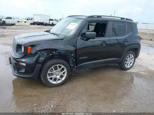 ZACNJDB10NPN80395 2022 JEEP RENEGADE - Image 2