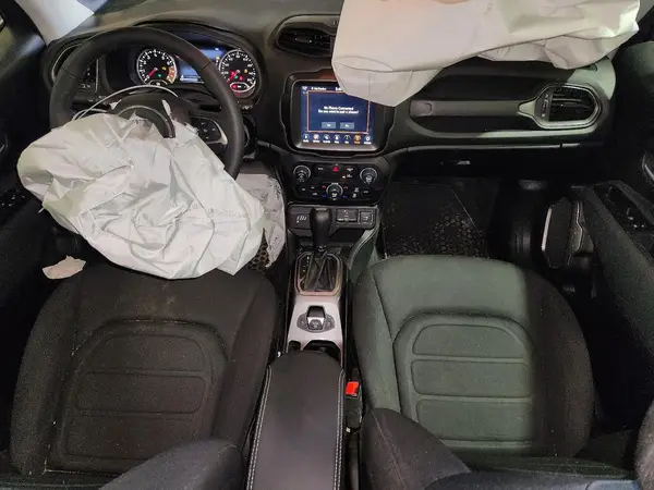 ZACNJDB10NPN81675 2022 JEEP RENEGADE - Image 8
