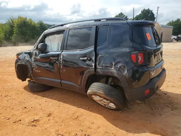 ZACNJDB10NPN86861 2022 JEEP RENEGADE - Image 2