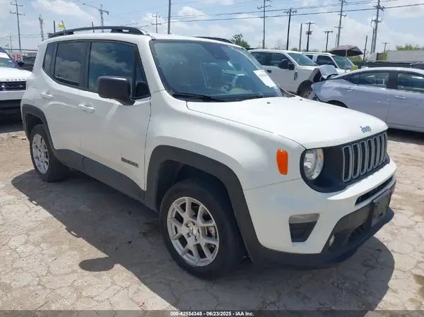 ZACNJDB10NPN90005 2022 JEEP RENEGADE - Image 1